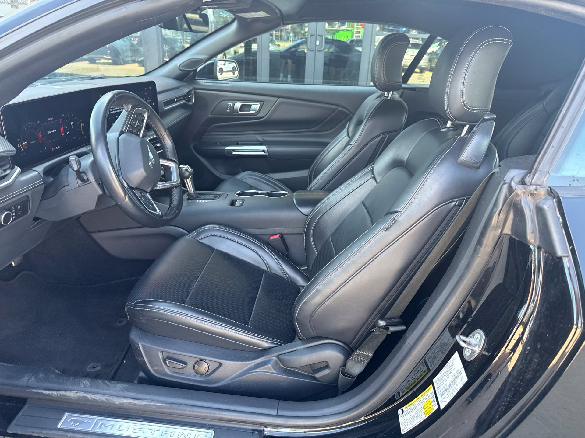Used 2025 Ford Mustang Premium RWD image 5
