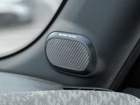 Used 2025 MINI Cooper S image 32