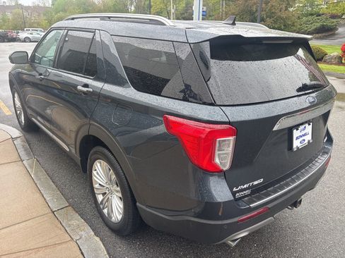Certified 2023 Ford Explorer Limited w/ Limited Technology Package AWD/4WD image 5