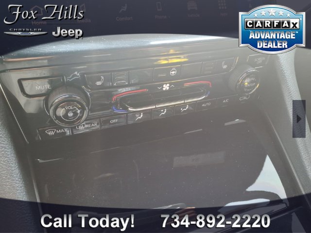 Used 2024 Jeep Grand Cherokee Limited 4xe AWD/4WD image 23