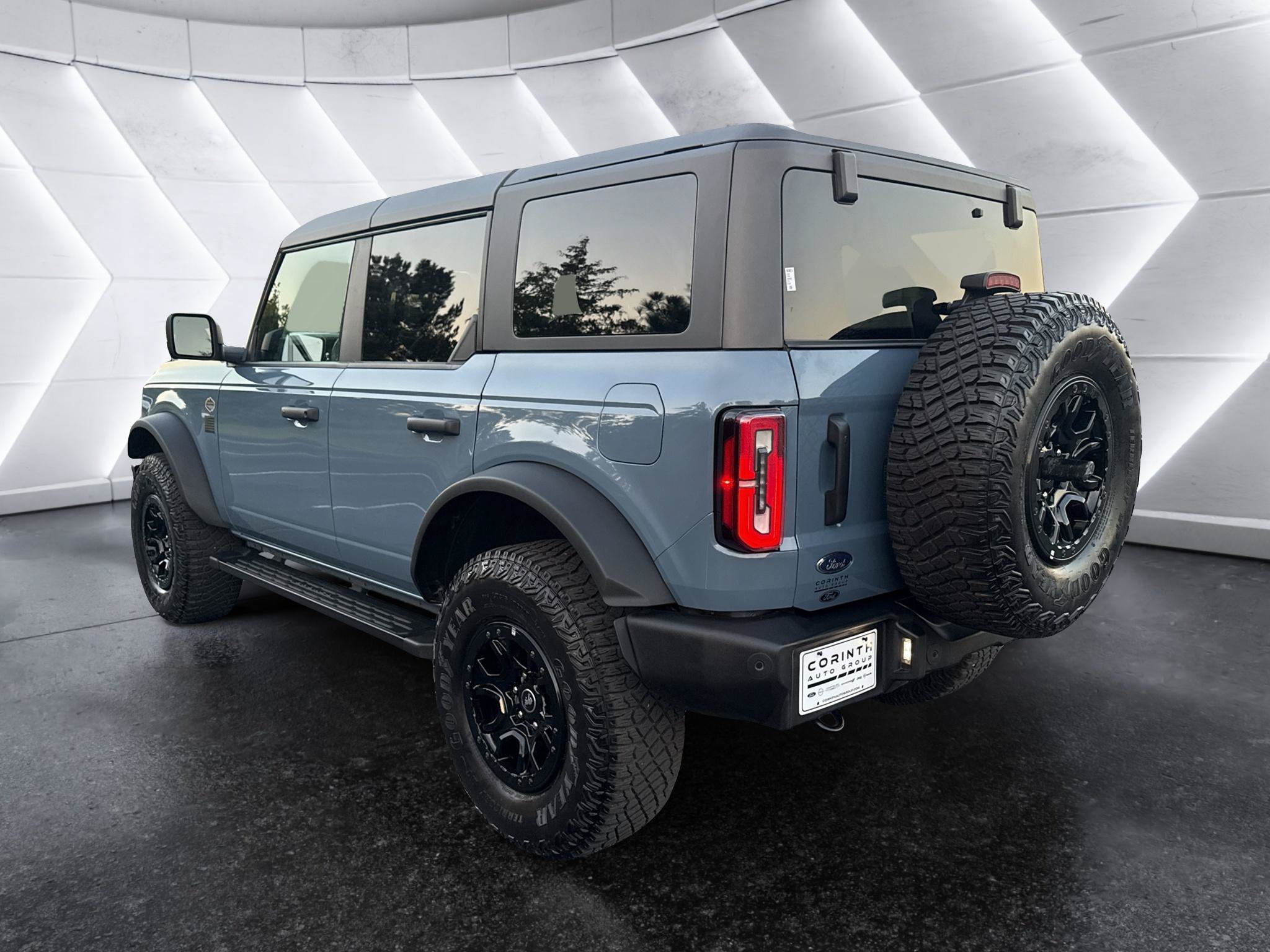 Used 2024 Ford Bronco Wildtrak AWD/4WD image 5