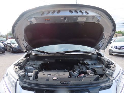 Used 2025 Mitsubishi Outlander Sport AWD image 9