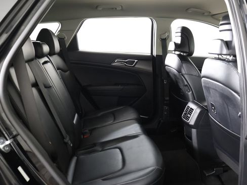 Used 2023 Kia Sportage EX FWD image 35