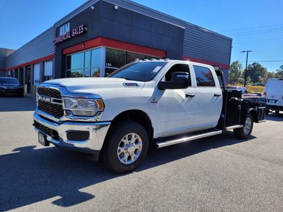 New 2024 RAM 3500 Tradesman w/ Chrome Appearance Group