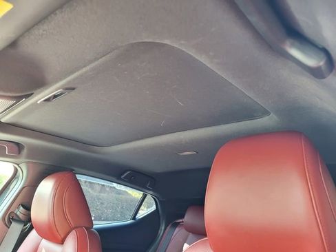 Used 2022 MAZDA MAZDA3 s image 7