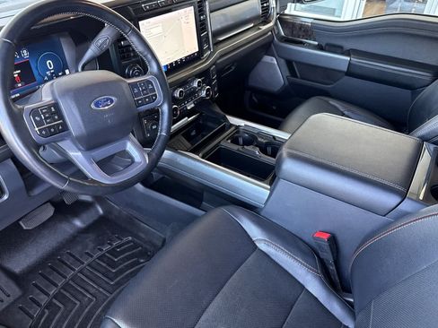 Used 2023 Ford F250 Lariat w/ Lariat Ultimate Package AWD/4WD image 9