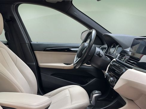 Used 2019 BMW X1 xDrive28i w/ Convenience Package image 15