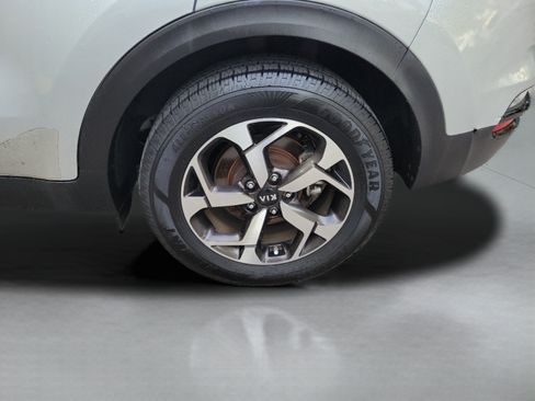 Used 2020 Kia Sportage LX FWD image 26