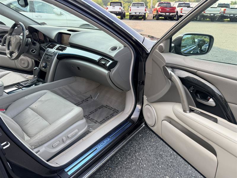 Used 2010 Acura RL w/ Technology Package AWD/4WD image 10