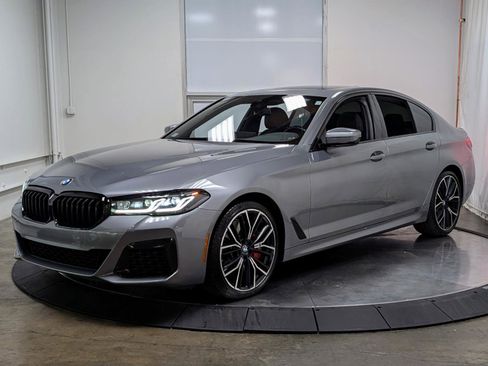 Used 2023 BMW 540i w/ M Sport Package image 4