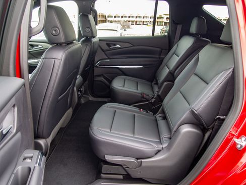 New 2026 Chevrolet Traverse LT AWD/4WD image 25