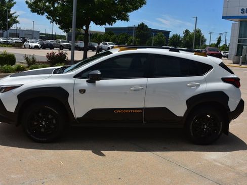 Used 2024 Subaru Crosstrek 2.5i Wilderness AWD/4WD image 10