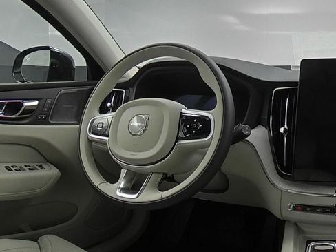 New 2026 Volvo XC60 T8 Ultra w/ Protection Package Premier AWD/4WD image 37