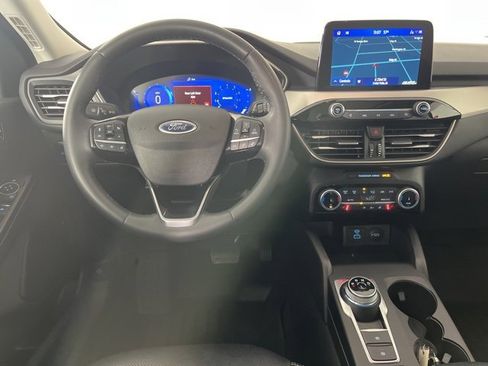 Used 2022 Ford Escape SEL w/ Technology Package image 7