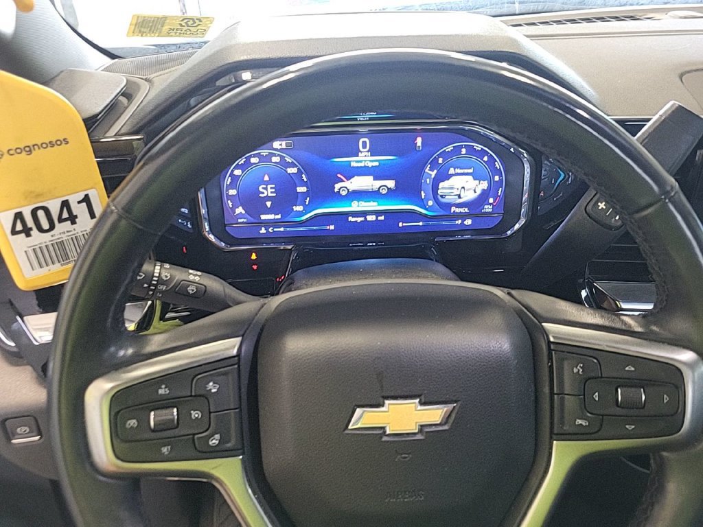 Used 2023 Chevrolet Silverado 1500 LT AWD/4WD image 10