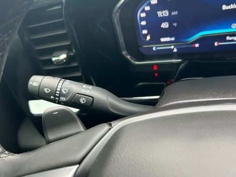 Certified 2024 Chevrolet Silverado 1500 LT Trail Boss w/ Convenience Package II image 20