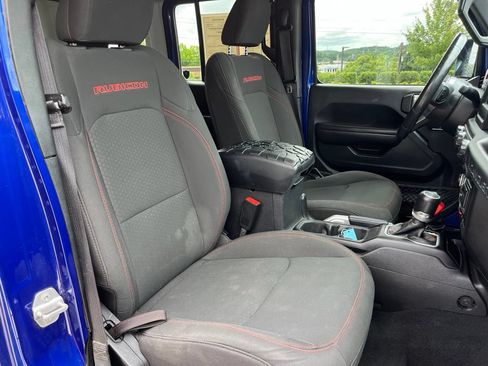 Used 2018 Jeep Wrangler Unlimited Rubicon AWD/4WD image 28