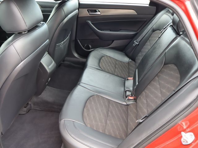Used 2018 Hyundai Sonata Sport FWD image 17