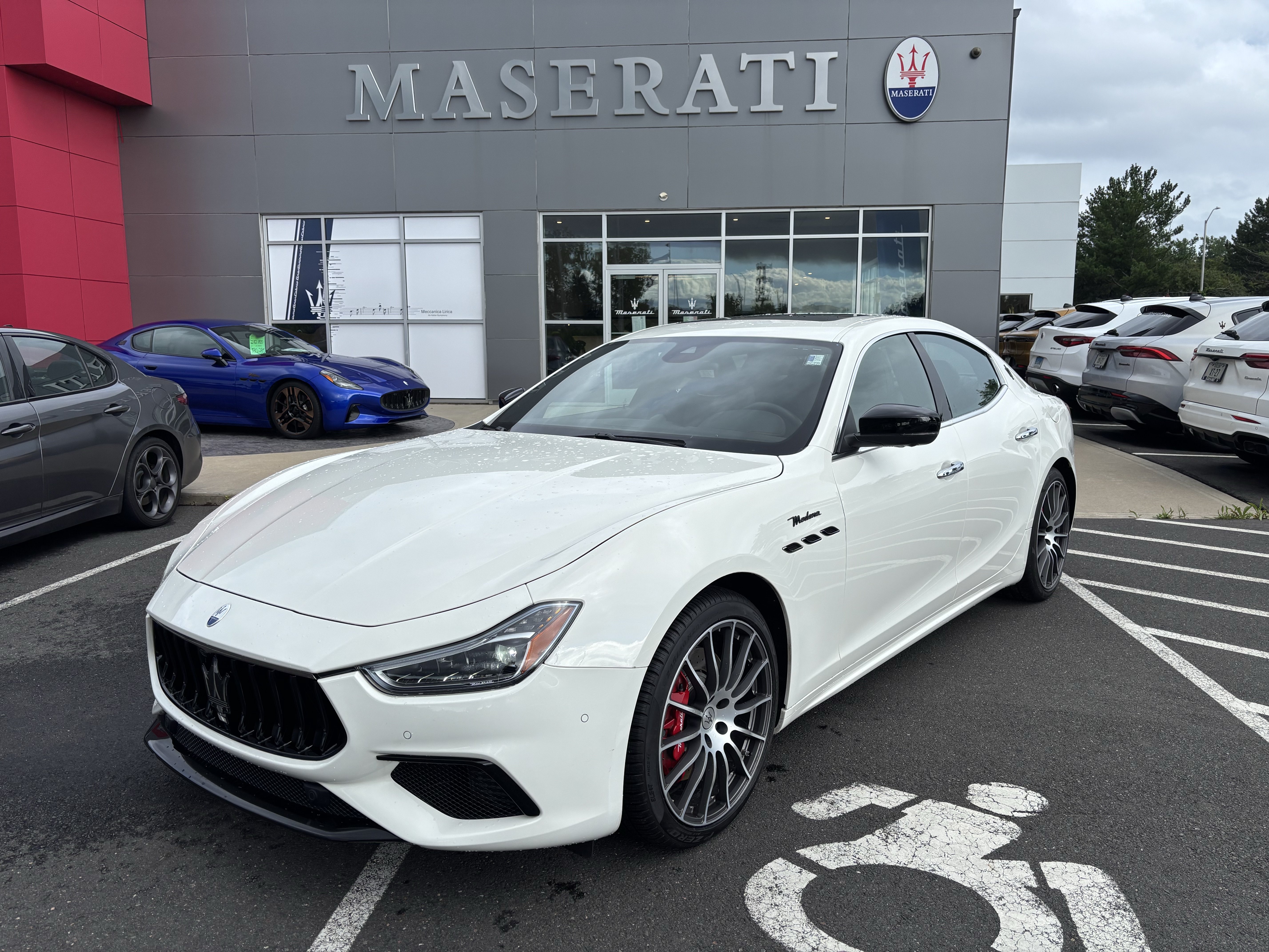 Used 2024 Maserati Ghibli Modena Ultima Q4 AWD/4WD image 1