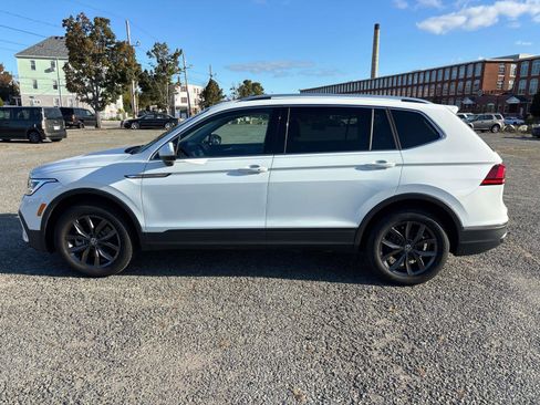 Used 2024 Volkswagen Tiguan Wolfsburg Edition image 7