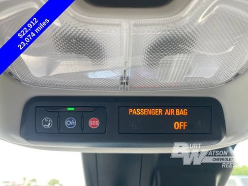 Used 2025 Chevrolet TrailBlazer LT w/ LT Cold Weather Package AWD/4WD image 28