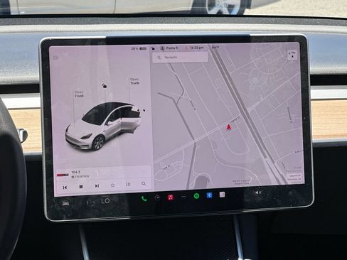 Used 2021 Tesla Model Y 2WD image 15