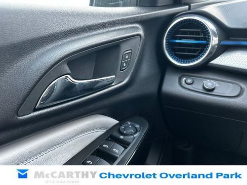 New 2025 Chevrolet Trax LT image 16