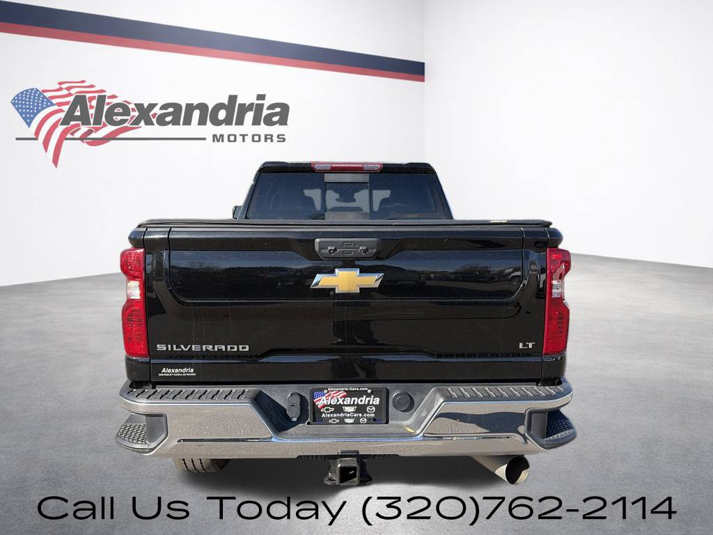 Used 2025 Chevrolet Silverado 3500 LT AWD/4WD image 7