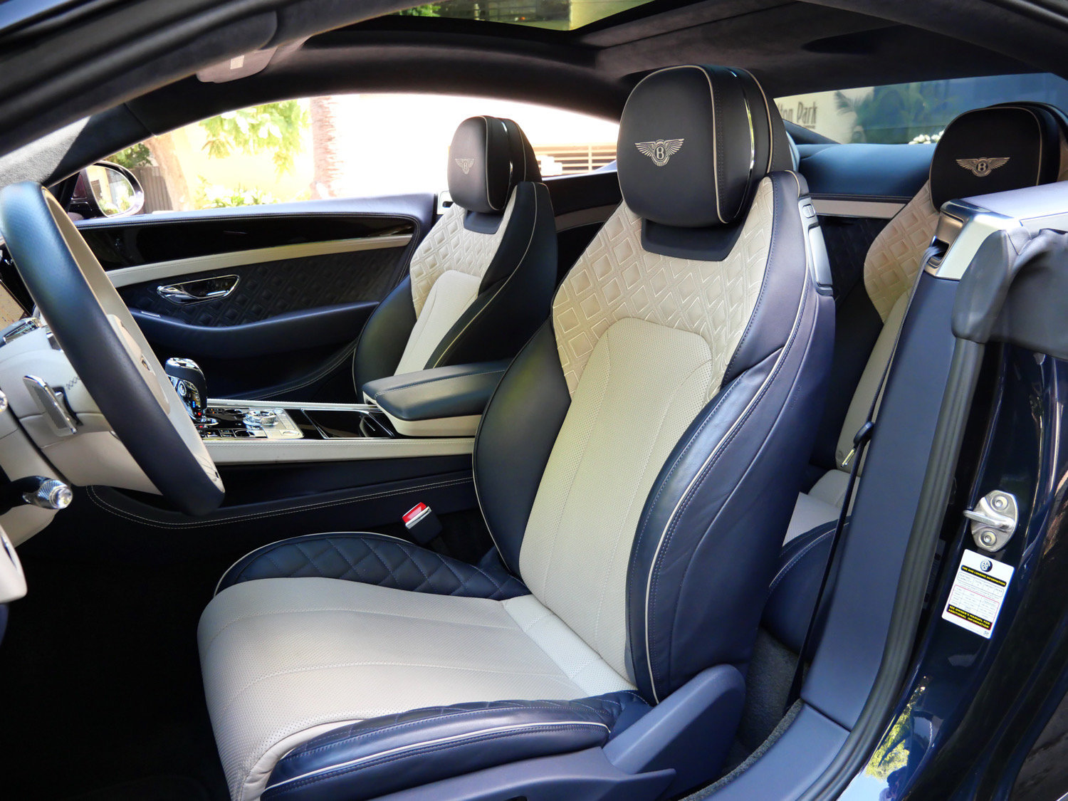 Used 2022 Bentley Continental GT AWD/4WD image 22