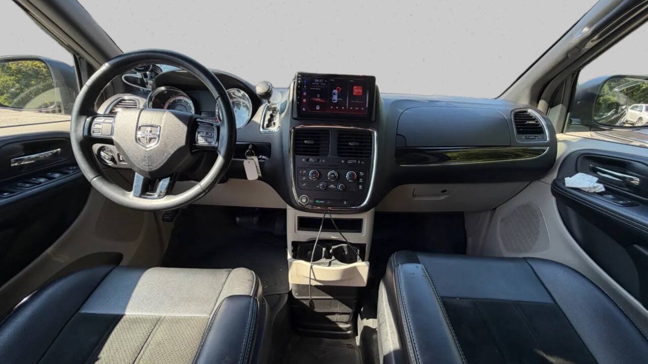 Used 2015 Dodge Grand Caravan SXT FWD image 7