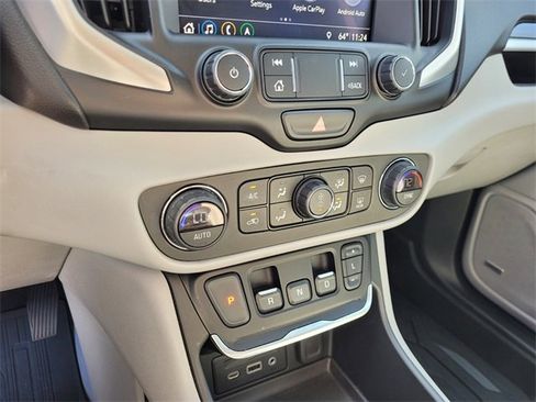 Used 2021 GMC Terrain SLT w/ Infotainment Package II image 26