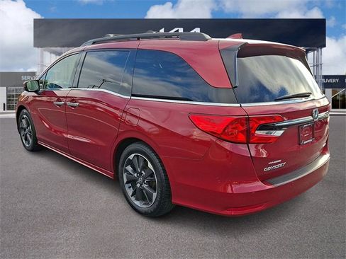 Used 2022 Honda Odyssey Elite image 4