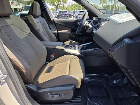 New 2026 BMW X3 xDrive30 w/ Premium Package image 17