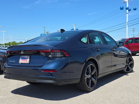 New 2026 Honda Accord SE image 6