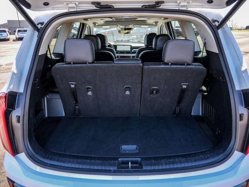 Used 2025 Kia Telluride S image 12