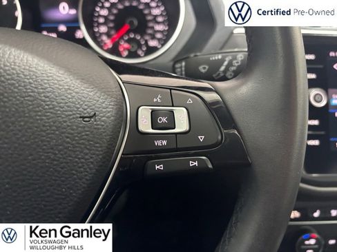 Used 2020 Volkswagen Tiguan SE w/ Panoramic Sunroof Package AWD/4WD image 19