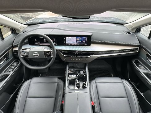 Certified 2025 Nissan Murano SL image 27