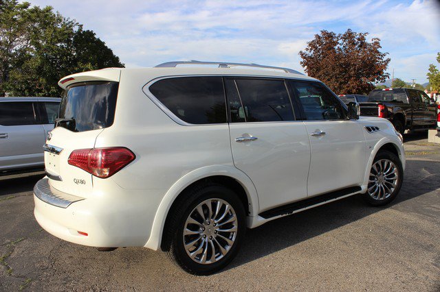 Used 2017 INFINITI QX80 4WD w/ Deluxe Technology Package image 14
