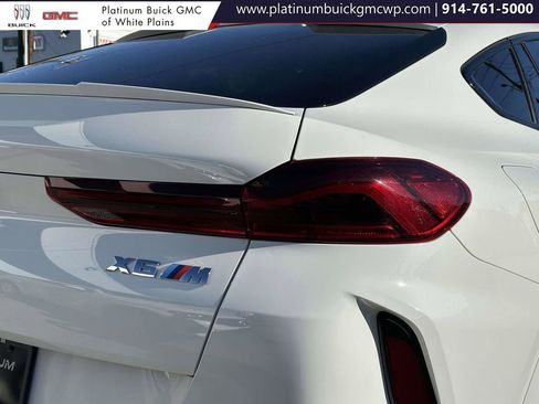 Used 2023 BMW X6 M image 11
