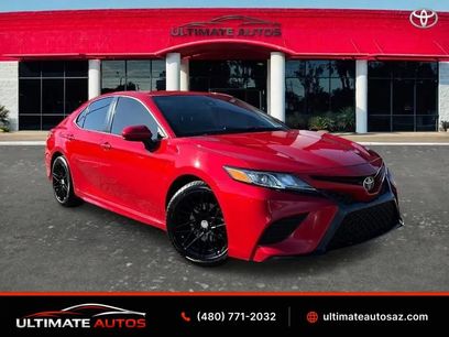 Used 2019 Toyota Camry SE w/ Carpet Mat Package