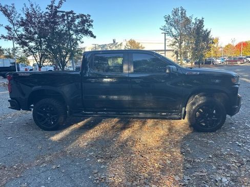 Used 2021 Chevrolet Silverado 1500 Custom Trail Boss w/ LPO, Dark Essentials Package image 6