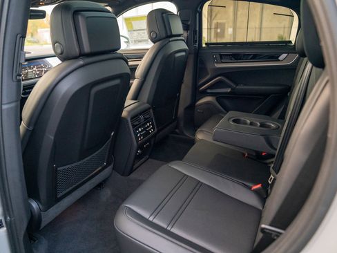 New 2026 Porsche Cayenne E-Hybrid image 23
