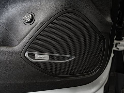 Used 2023 Buick Envision Avenir image 18