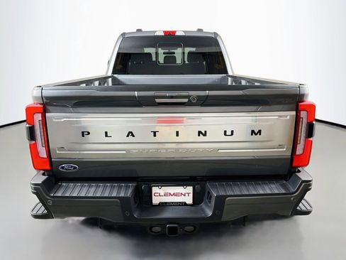 Used 2024 Ford F250 Platinum AWD/4WD image 8