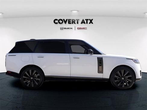 Used 2023 Land Rover Range Rover SV image 8