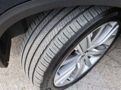 Used 2021 INFINITI QX50 Sensory w/ Accent Package image 26