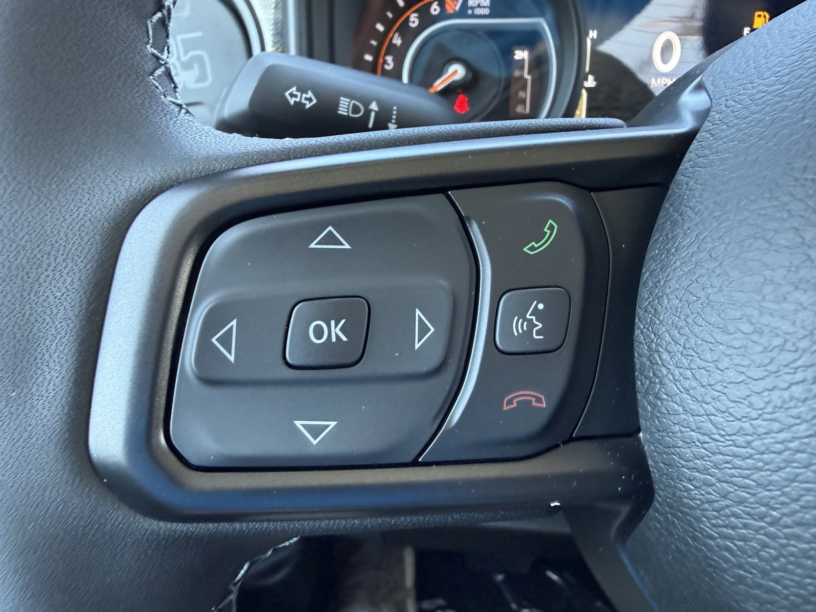 New 2026 Jeep Gladiator Sport AWD/4WD image 17