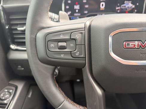 Used 2025 GMC Sierra 1500 AT4 w/ AT4 Premium Package AWD/4WD image 19