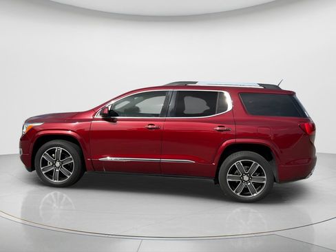 Used 2018 GMC Acadia Denali w/ Technology Package AWD/4WD image 9