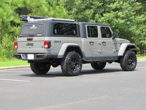 Used 2021 Jeep Gladiator Sport AWD/4WD image 6